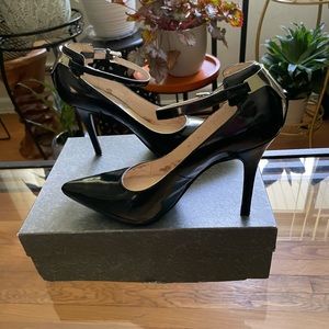 Michael Kors pumps (Via Spiga box)